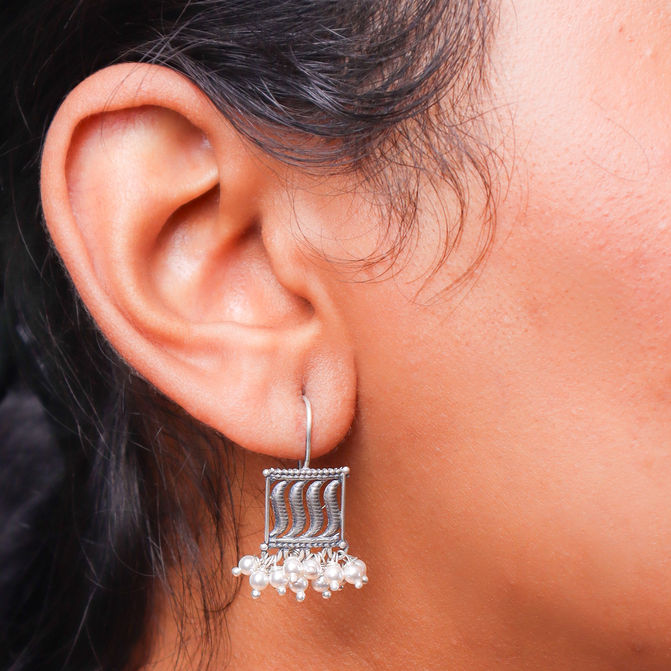 Filigree Choker Set with Pearls