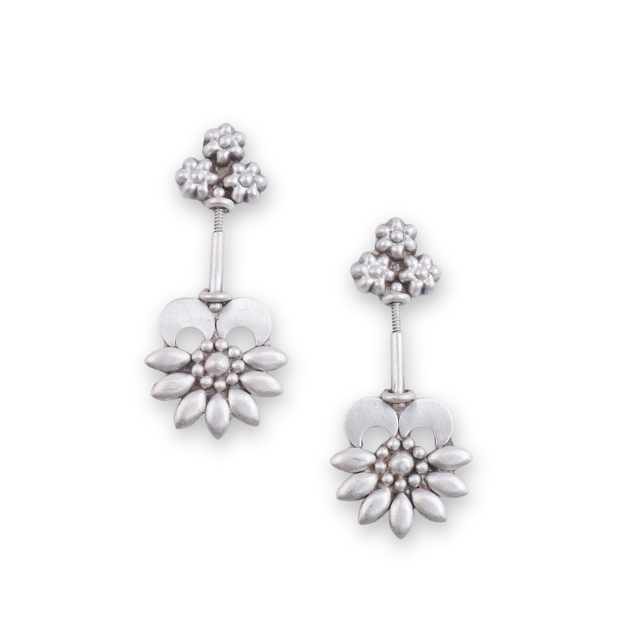 Kudi Bunch & Flower Bugadi (Pierced)