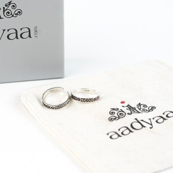 Flower Thin Band Silver Toe Ring