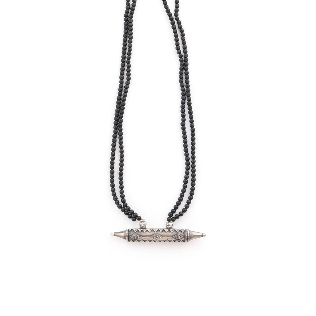 Taveej necklace with black tourmaline