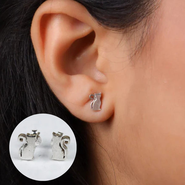 Silver cat stud earring for jewelry and accessories