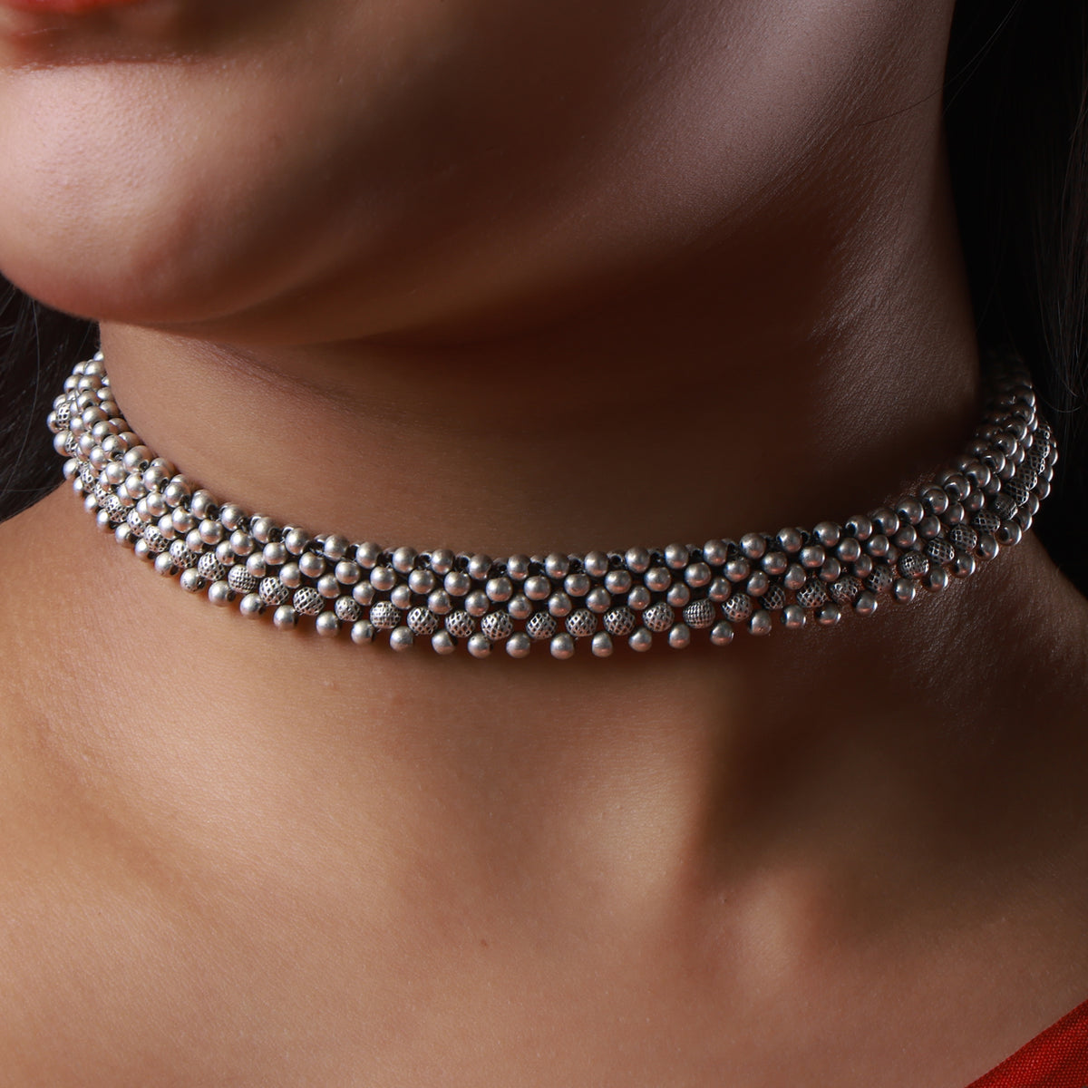 Oxidised Silver Thushi