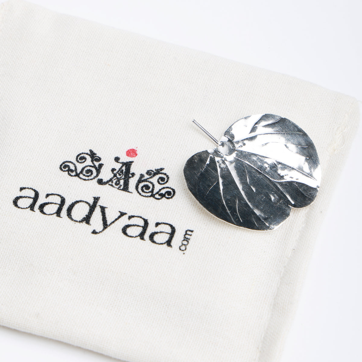 Silver Aaptyacha Paan – Small
