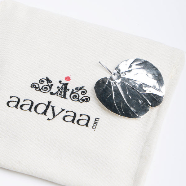 Silver Aaptyacha Paan – Small