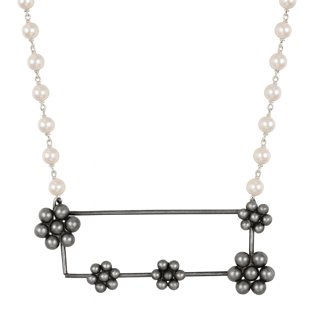 Handmade Kudi Abstract Necklace with Pearls