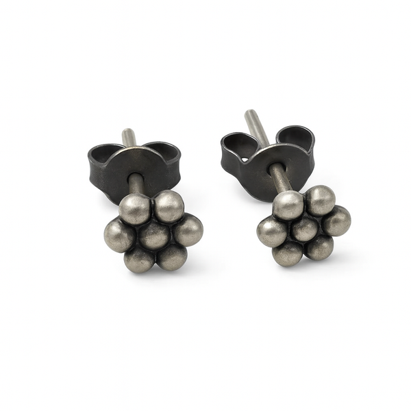 Itihaas Kudi Tiny Stud Earrings for Second Piercing