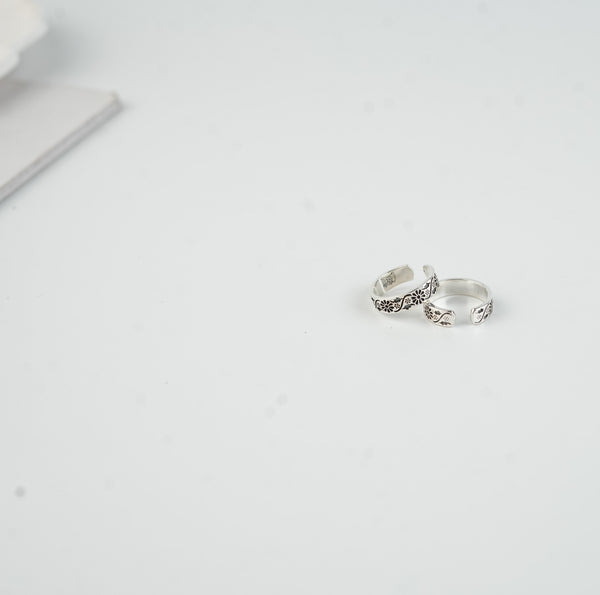 Flower Band Silver Toe Ring