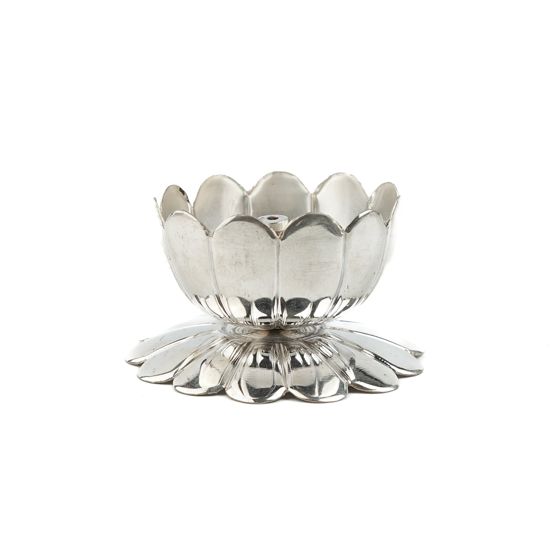 Silver Lotus Diva