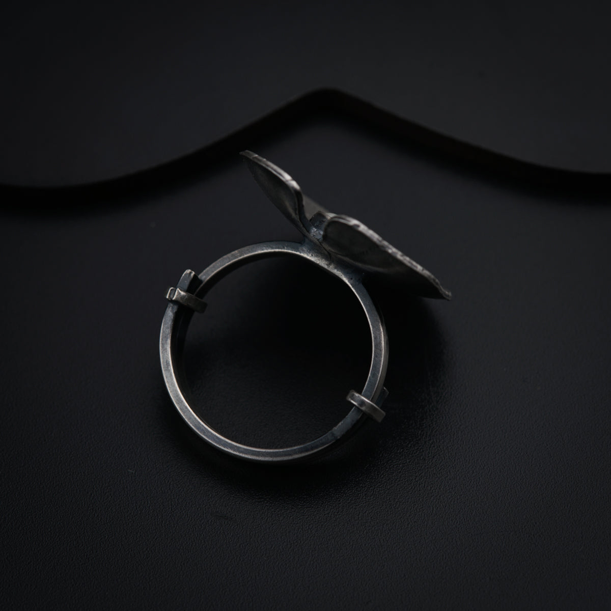 Mini Saroj-Parna Ring (Adjustable)
