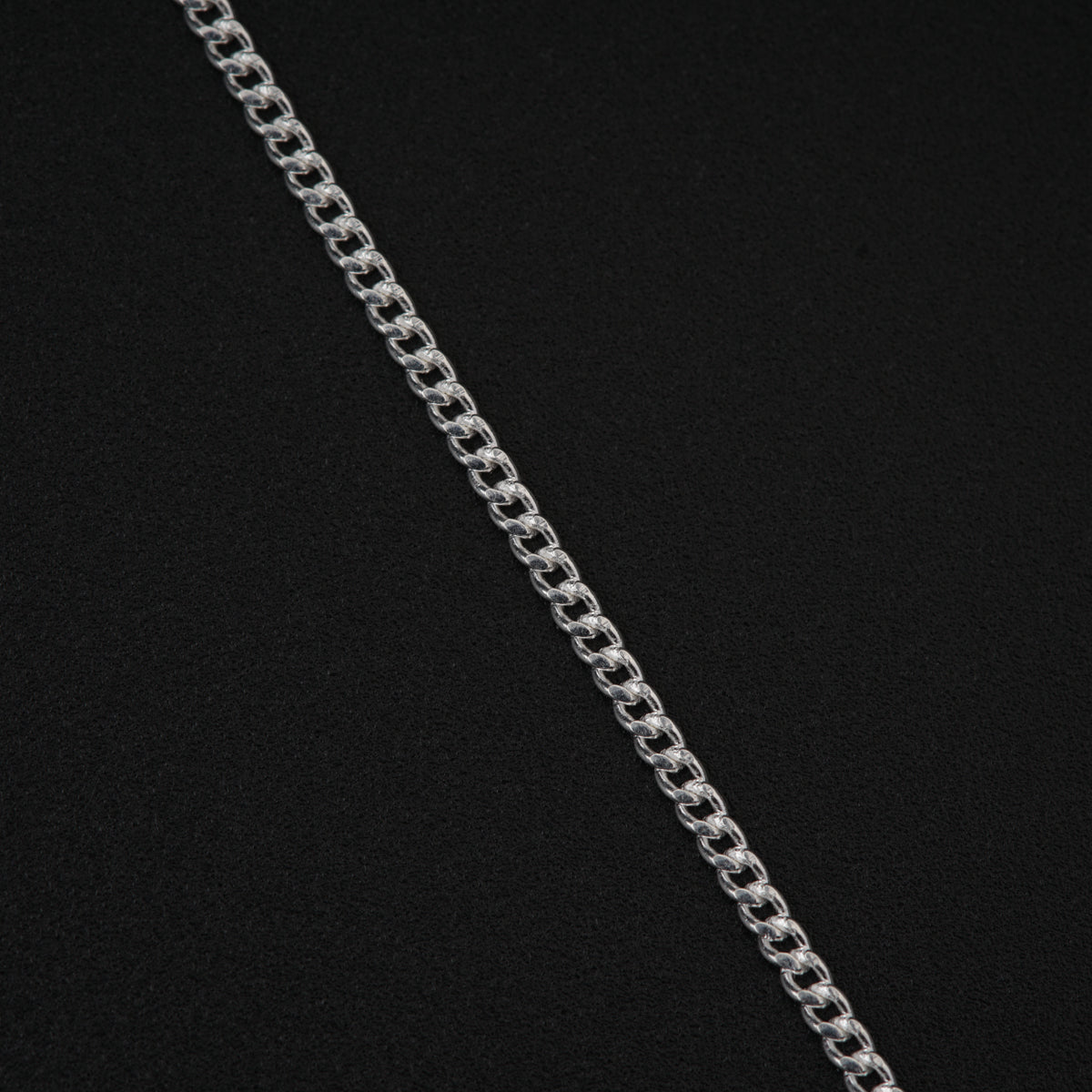 Daily Wear Silver Hammered Diamond Shape Mangalsutra