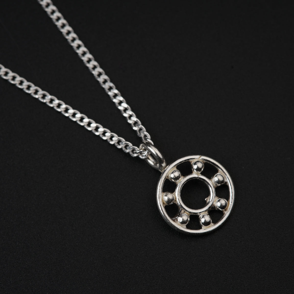 Daily Wear Silver Shiny Round in Round Necklace