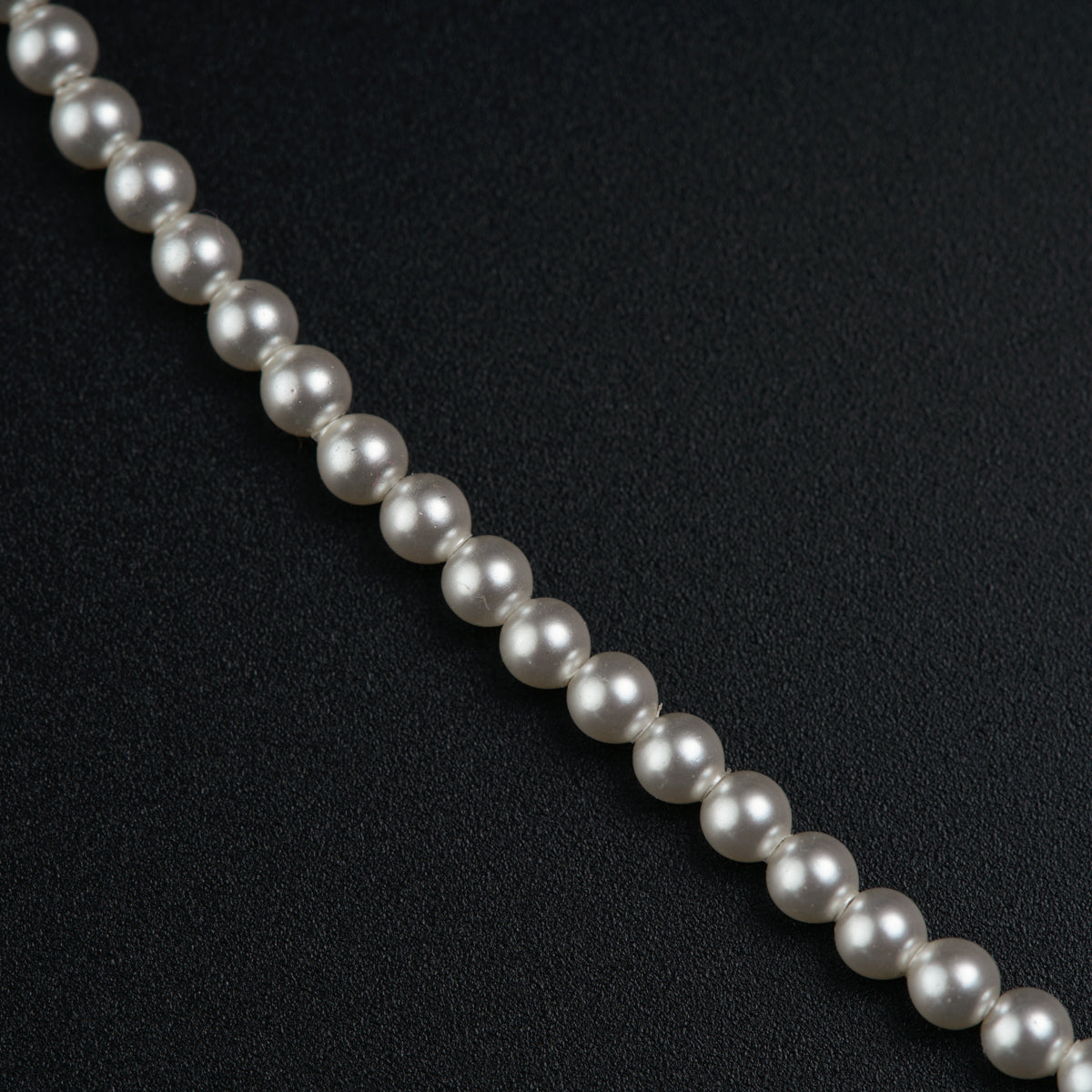 Daily Wear Necklace-Pearls