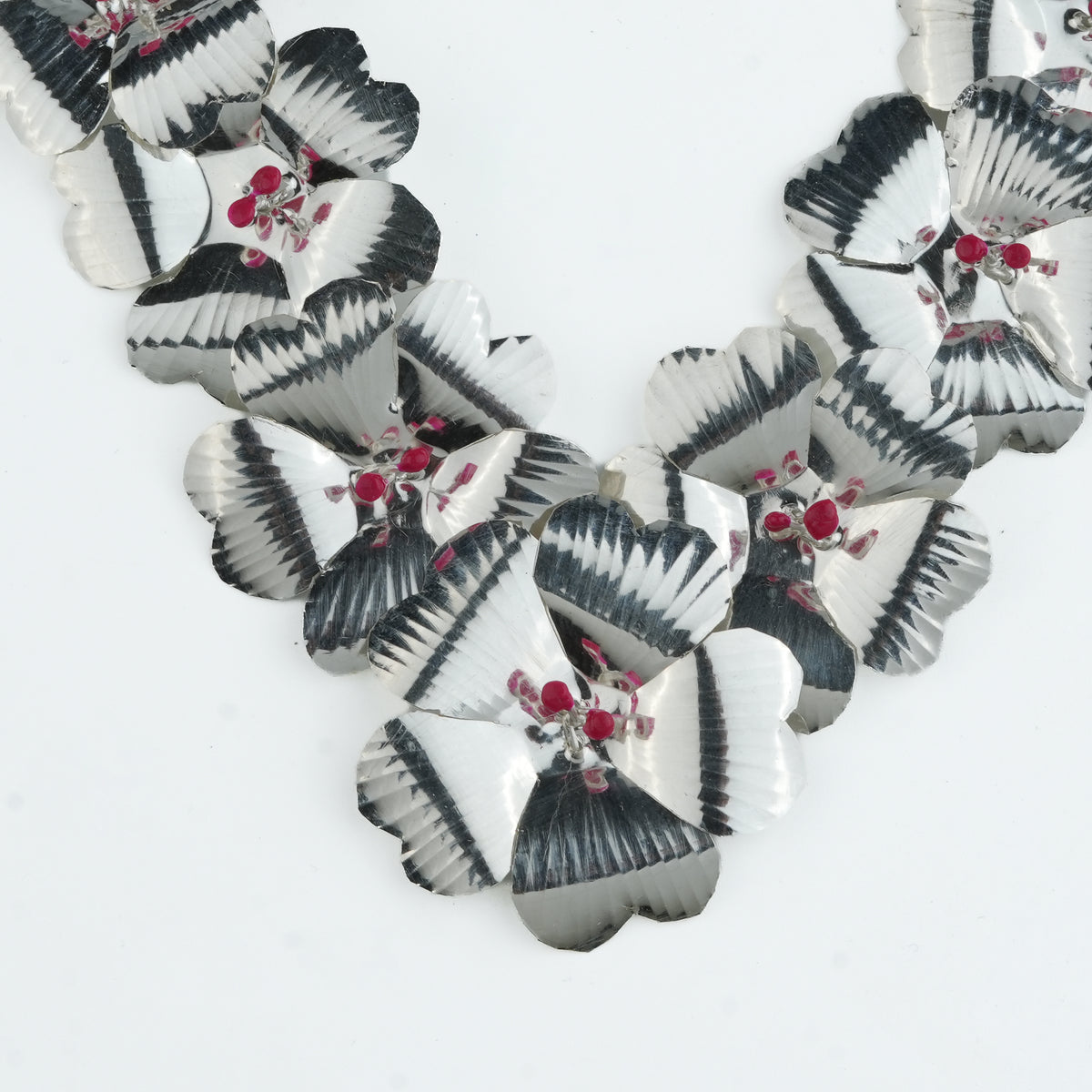 Silver Jaswandi (Hibiscus) Haar – Small