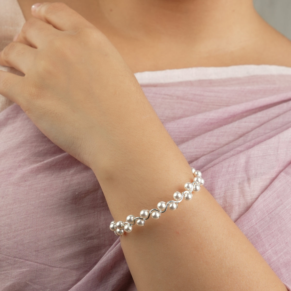 Pearl Twisted Bracelet (Project Handmade)