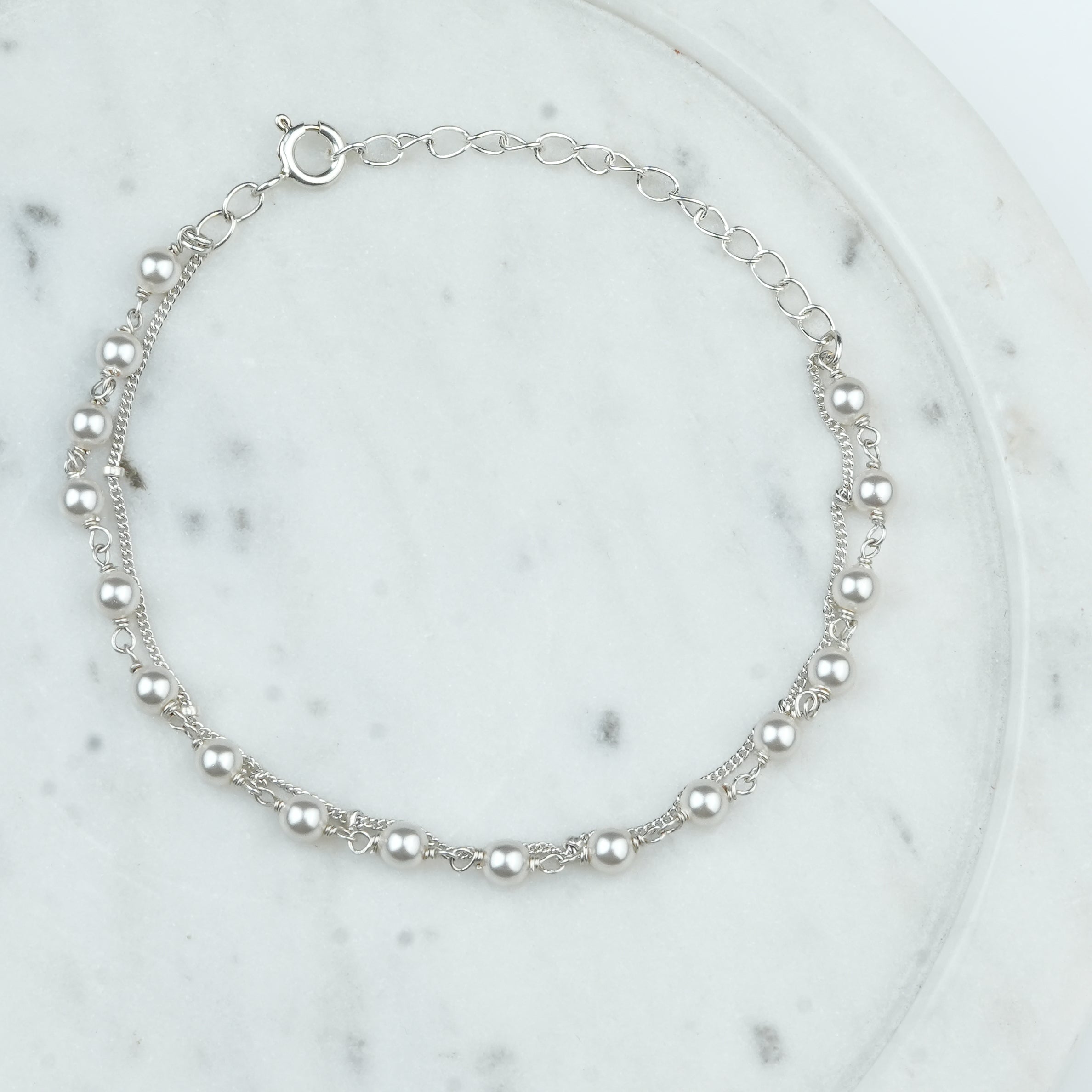 Dainty Pearl and Chain Bracelet (Project Handmade)