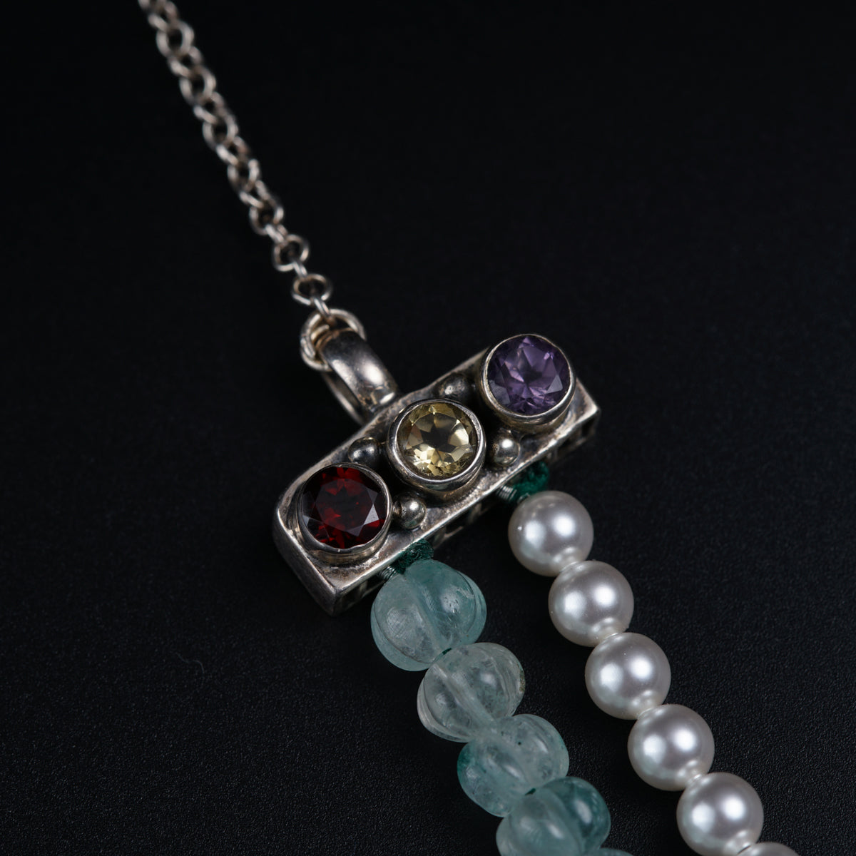 Silver Necklace with Pearls and Quartz