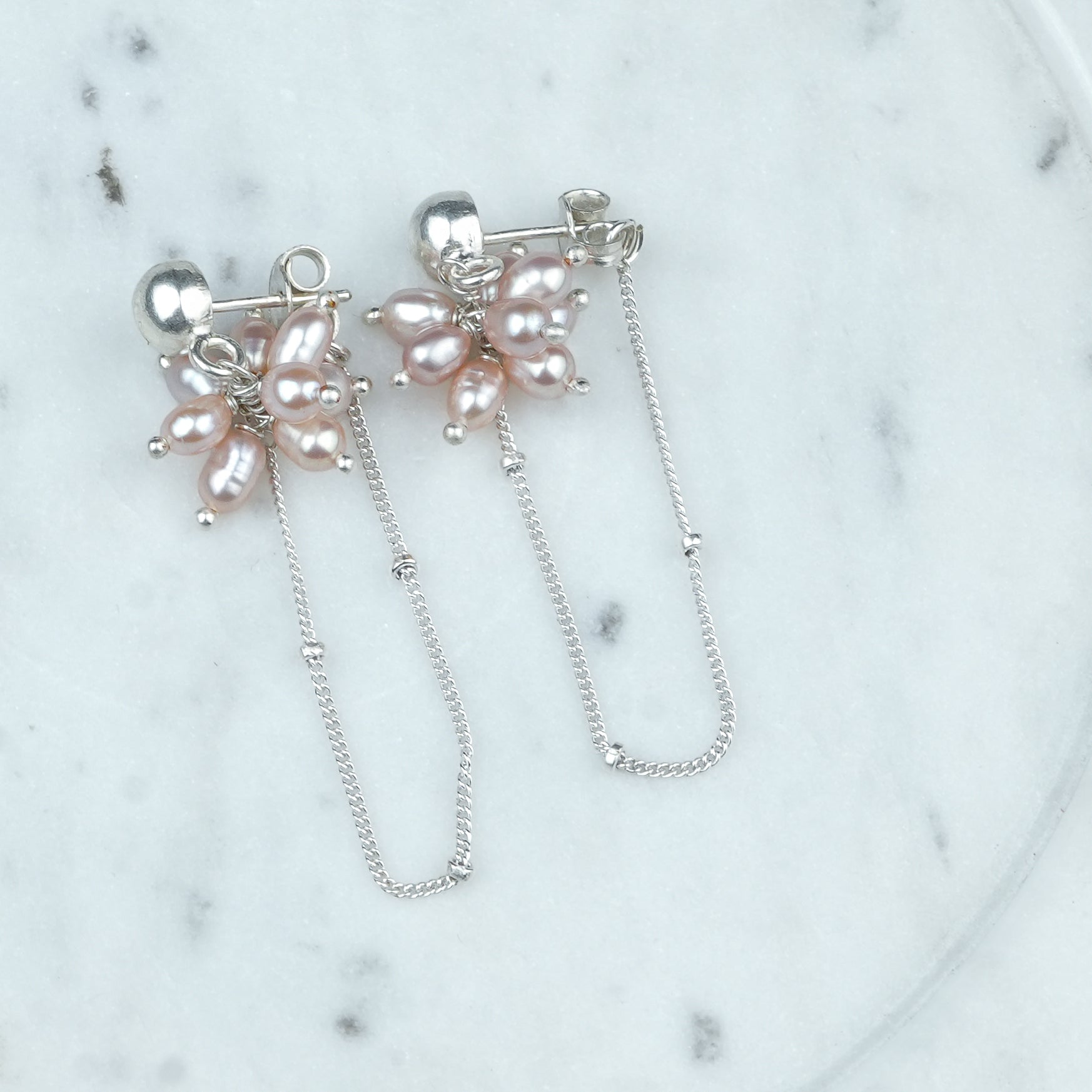 Rice Pearl Bunch Trinket Earring (Project Handmade)