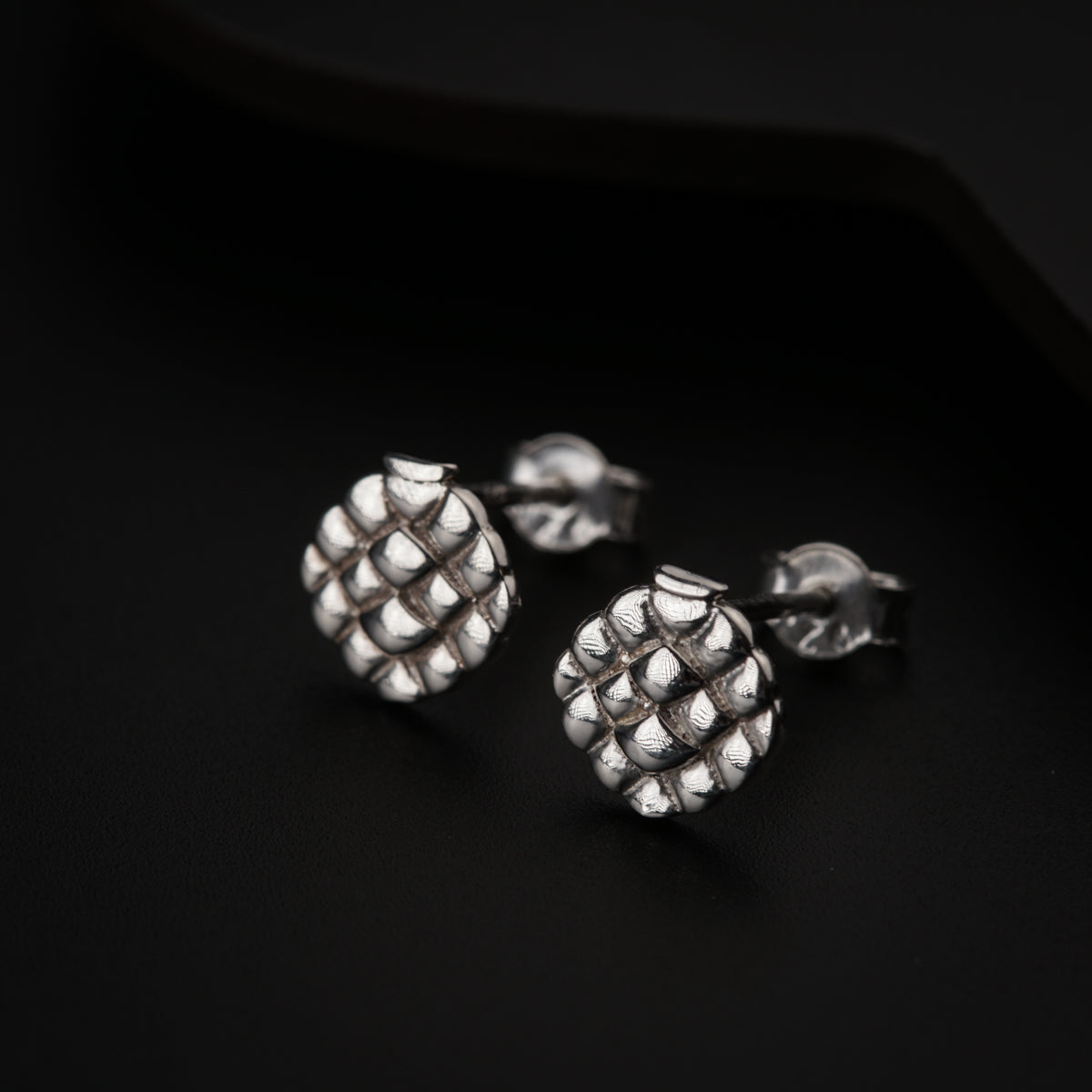 Silver Mini Saaj Earring: अननस (Ananas)