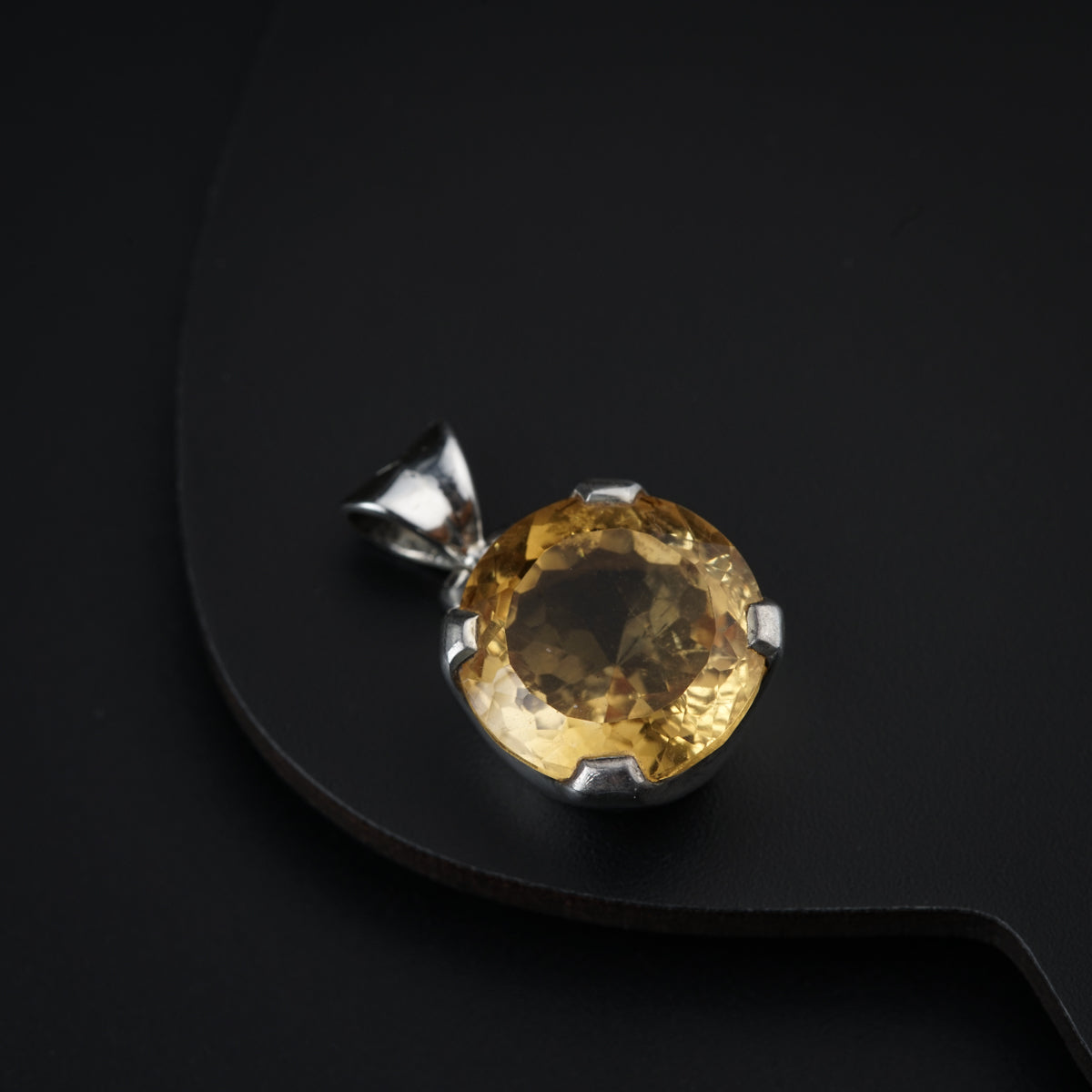 Silver Pendant with Citrine Faceted Stone