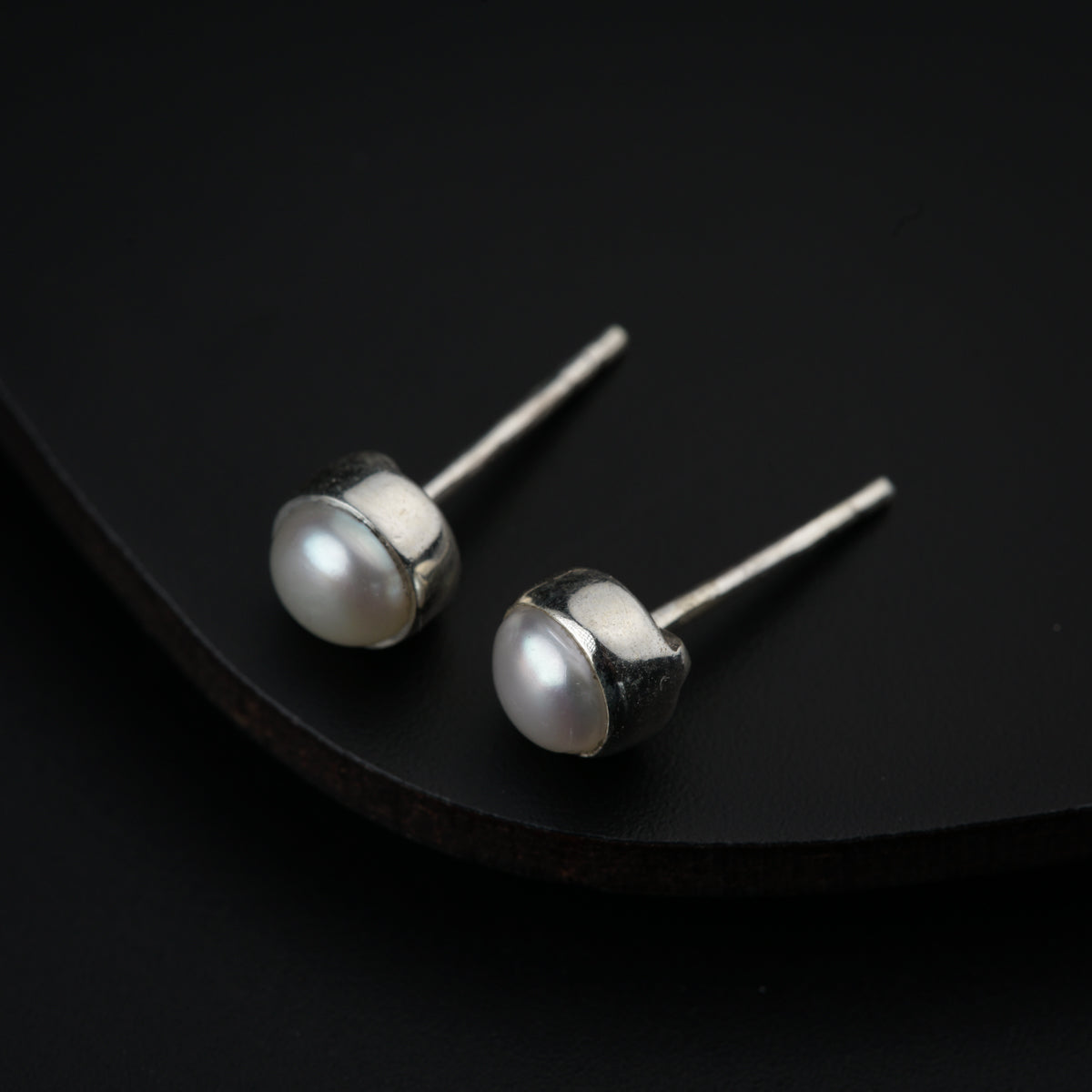 Silver Pearl Studs (Small)