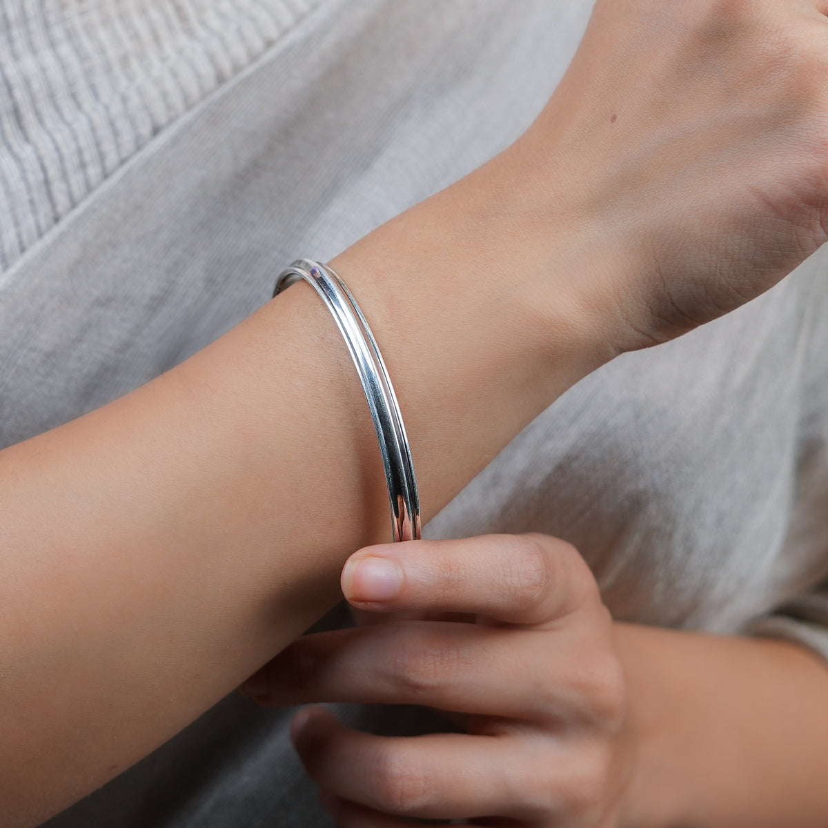 Silver Unisex Plain Kada