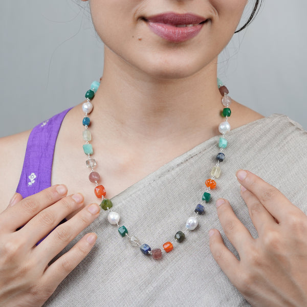 Multicolour Stone Ganthan Necklace with Baroque Pearls – 20 Inches