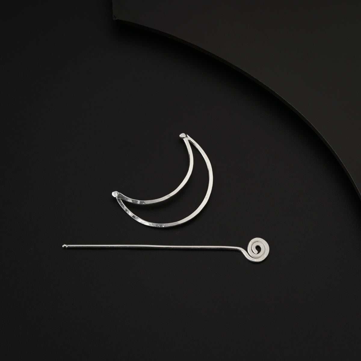 Moon Hairpin