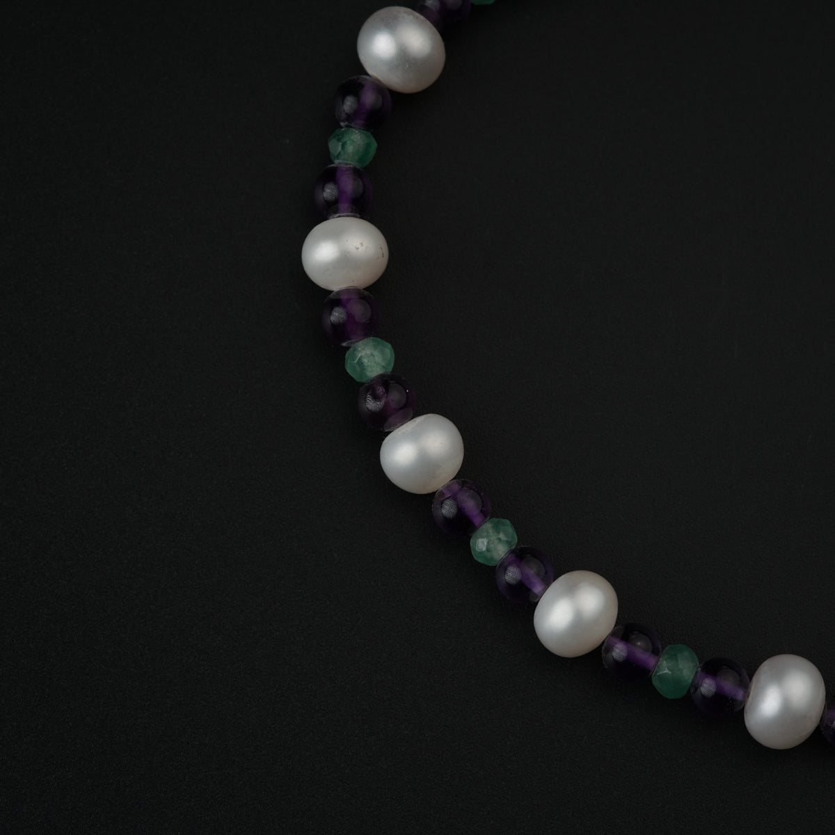 Semi precious stone bracelet in silver wire ( Amethyst , Onxy , Pearls )