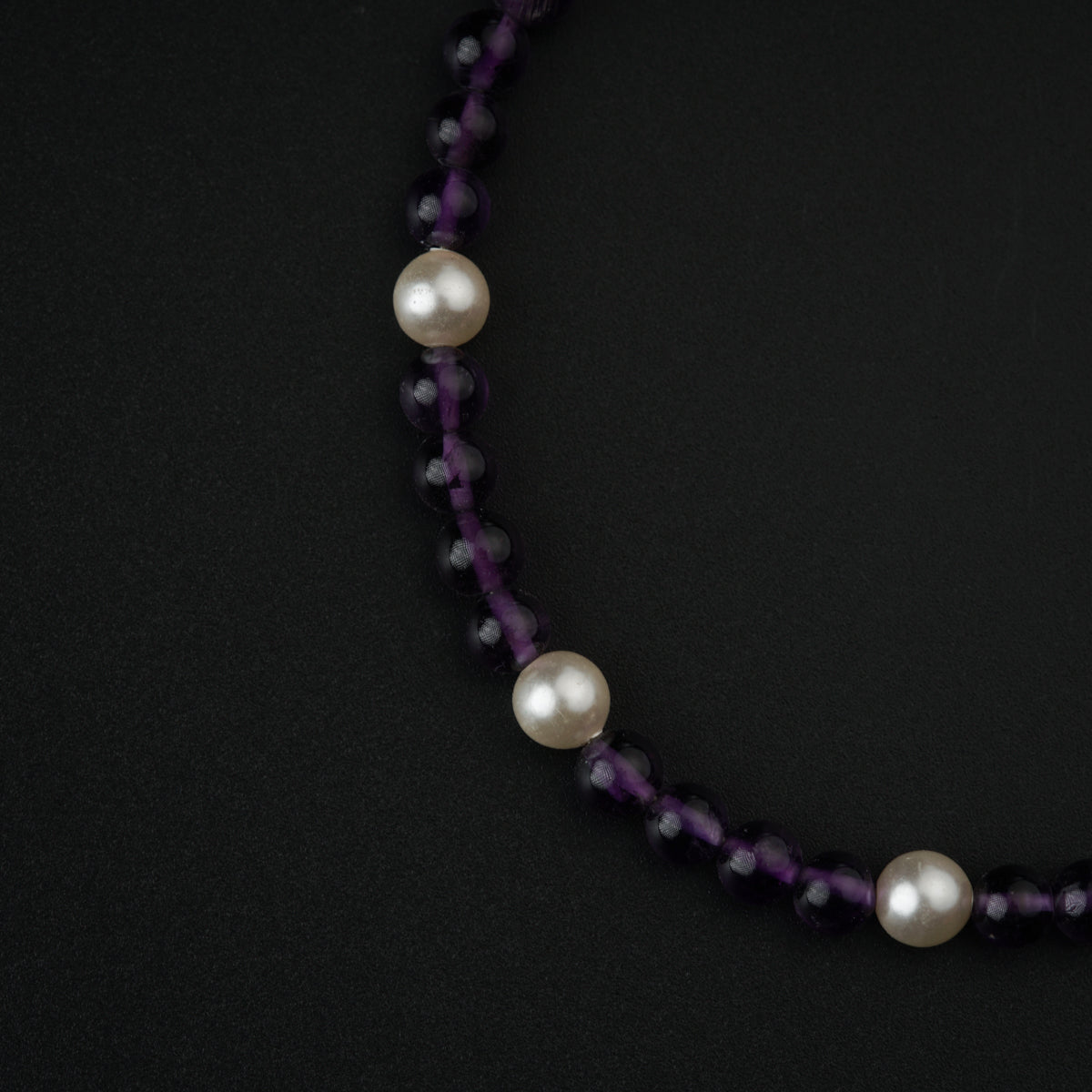 Semi precious stone bracelet in silver wire ( Amethyst , Pearls )