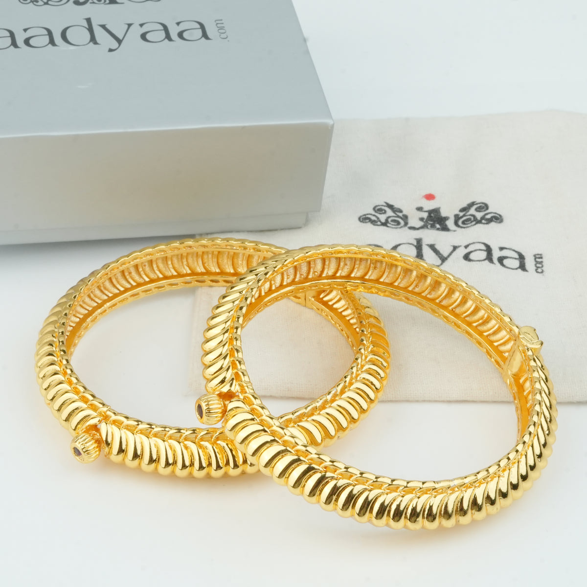 22K Gold Plated Fashion Lightweight Shindeshahi Tode (Pair)