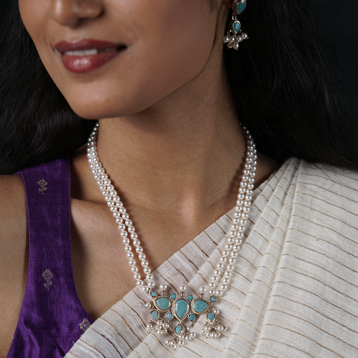 Turquoise & Pearls Tanmani Set