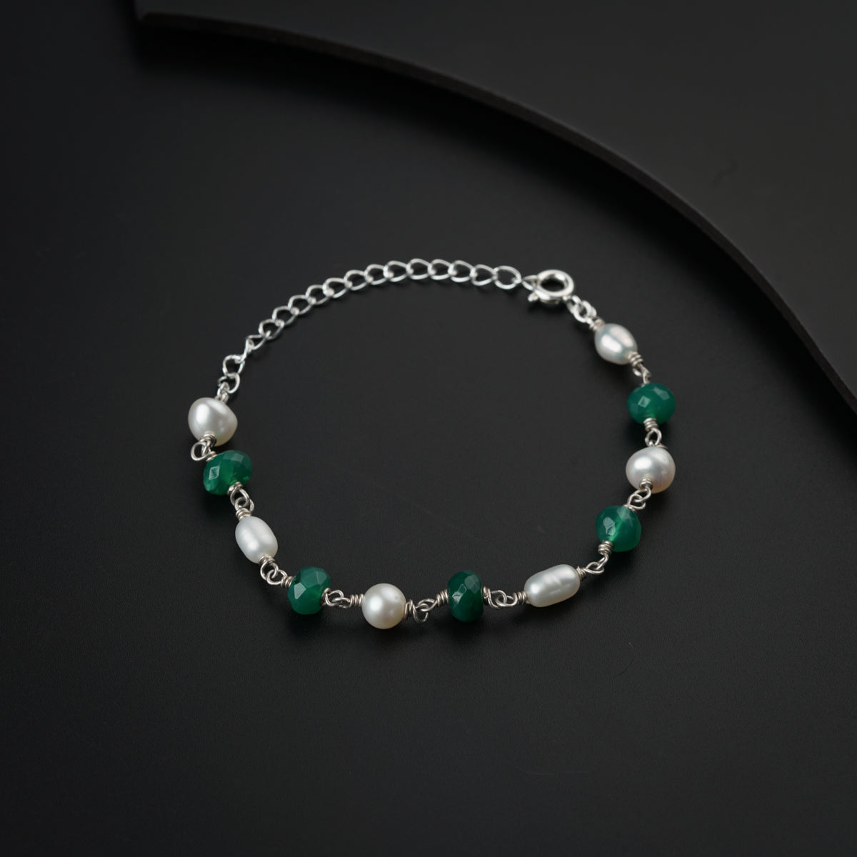 Green Onyx Stone with Pearls Bracelet