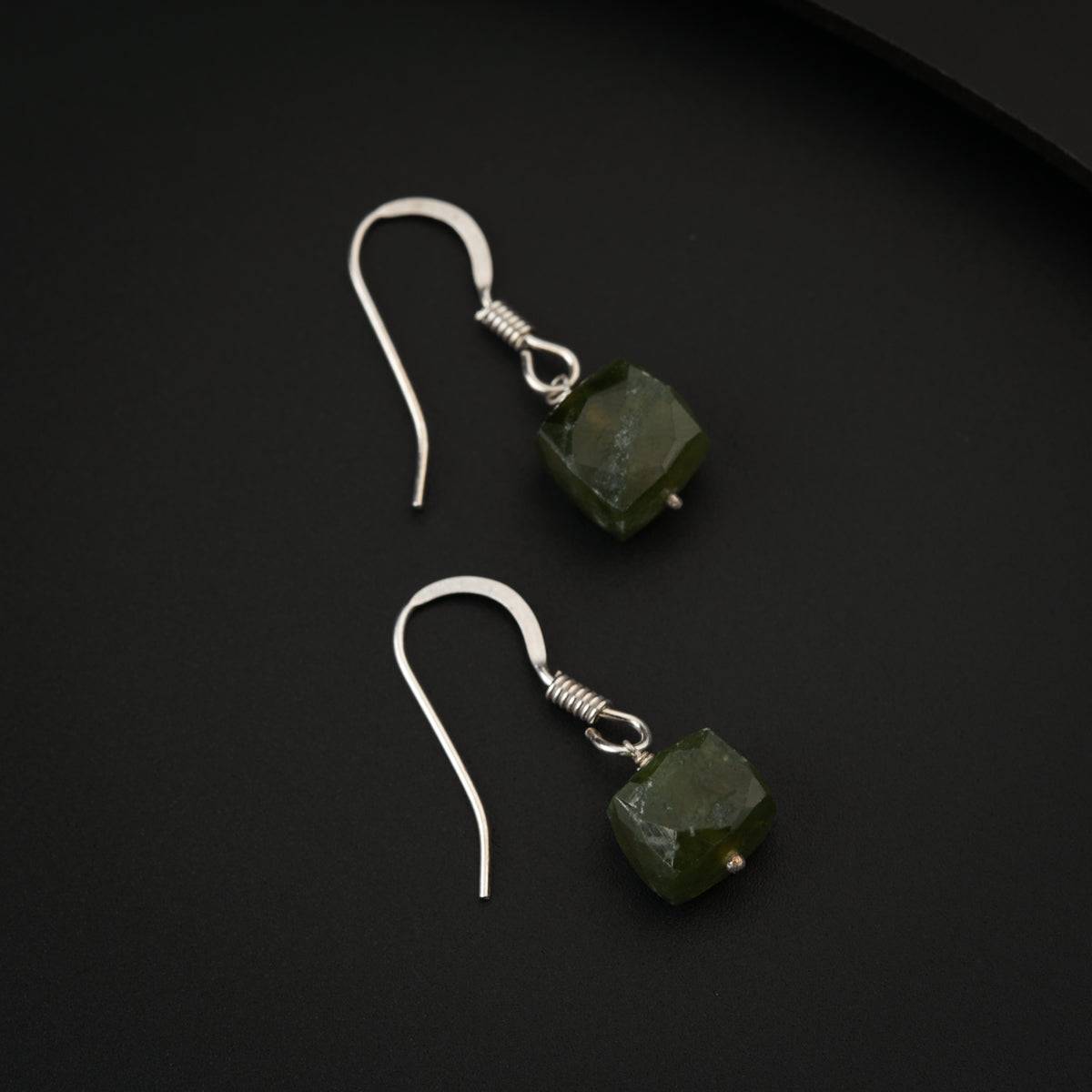 Single Peridot Silver Earring