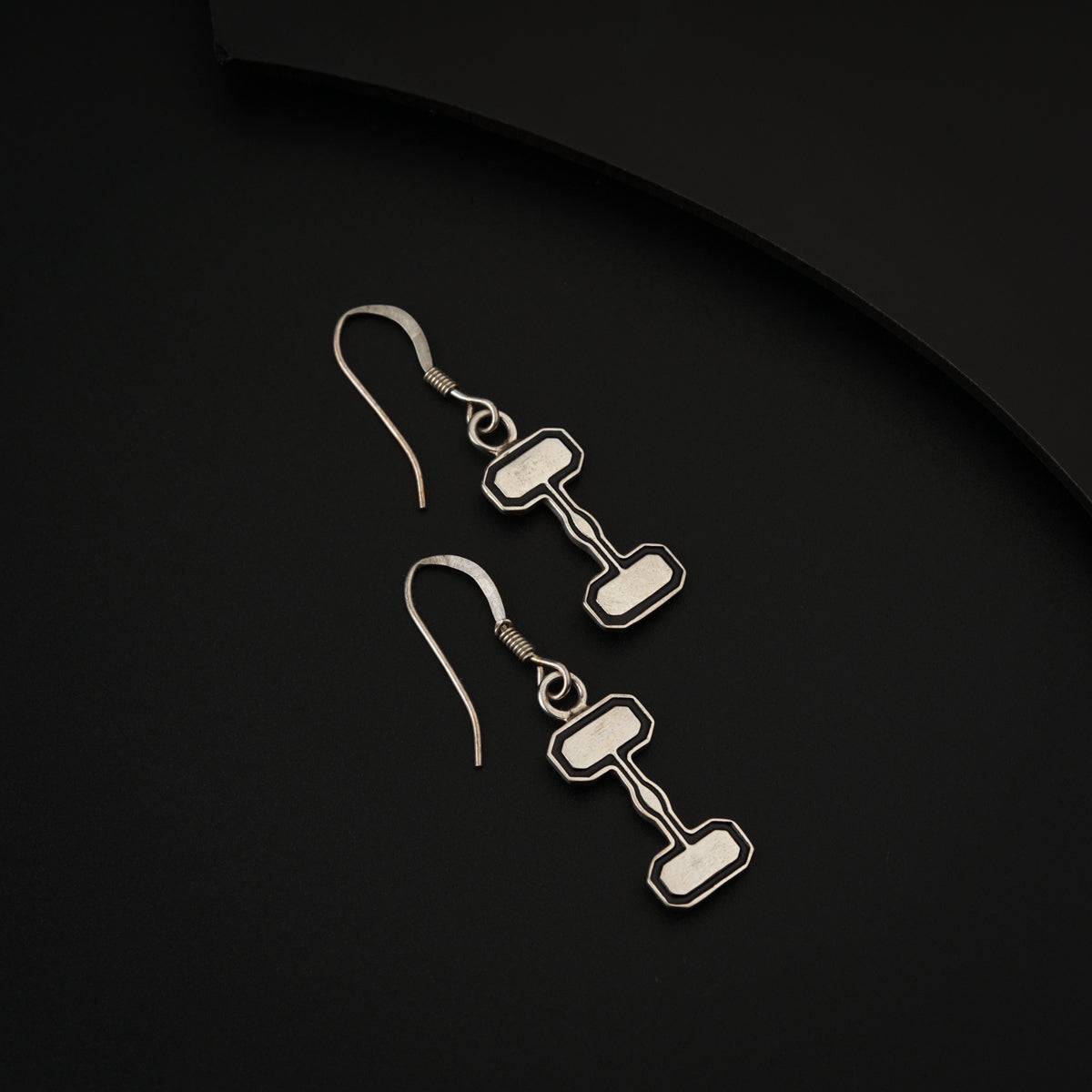 Silver dumbbell Earring