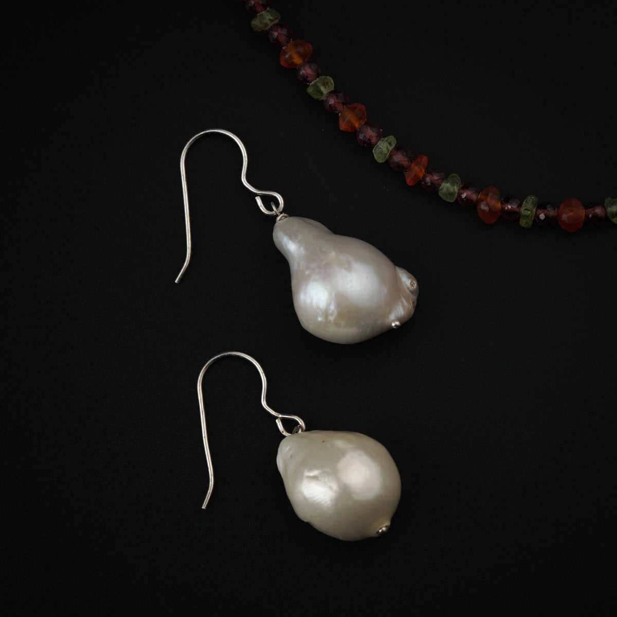 Semi Precious Stones and Pearl Set