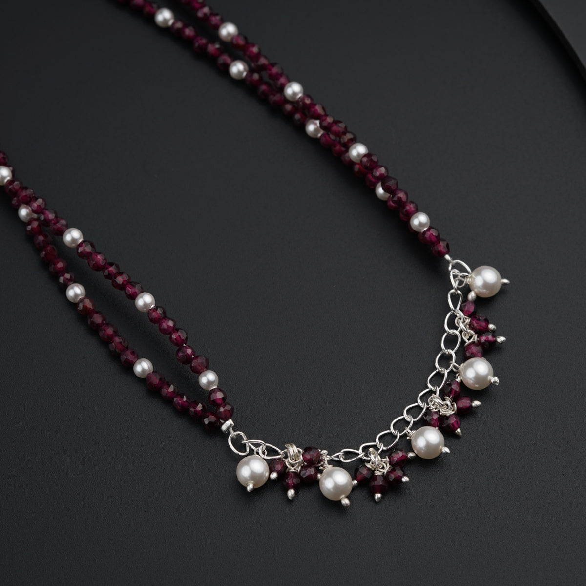 Silver Choker with Garnet and Pearls