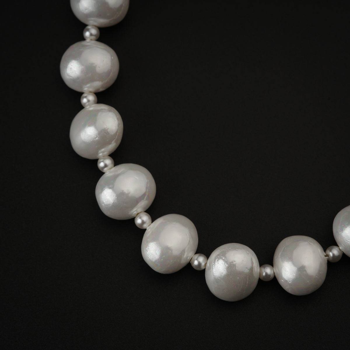 Classic Pearl Bracelet