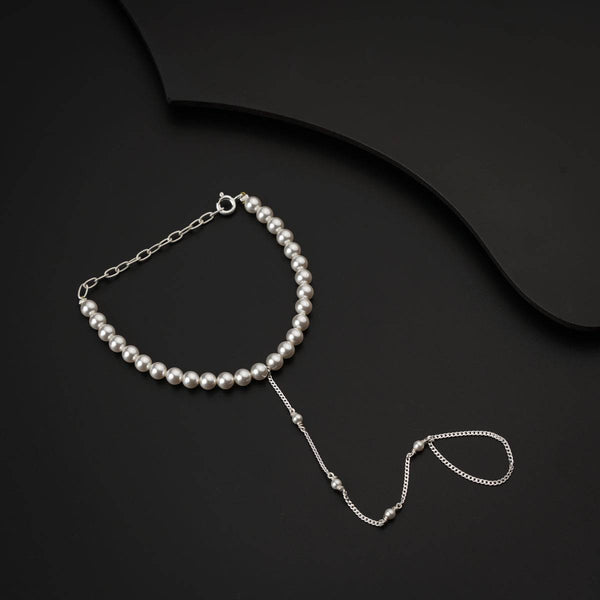 Elegant Pearl Hand Chain Bracelet