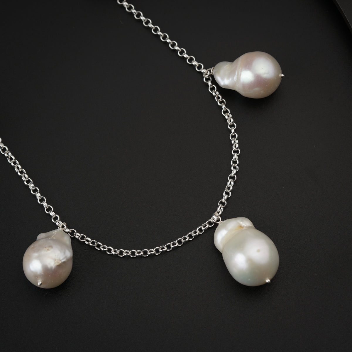 Baroque Pearls Silver Necklace