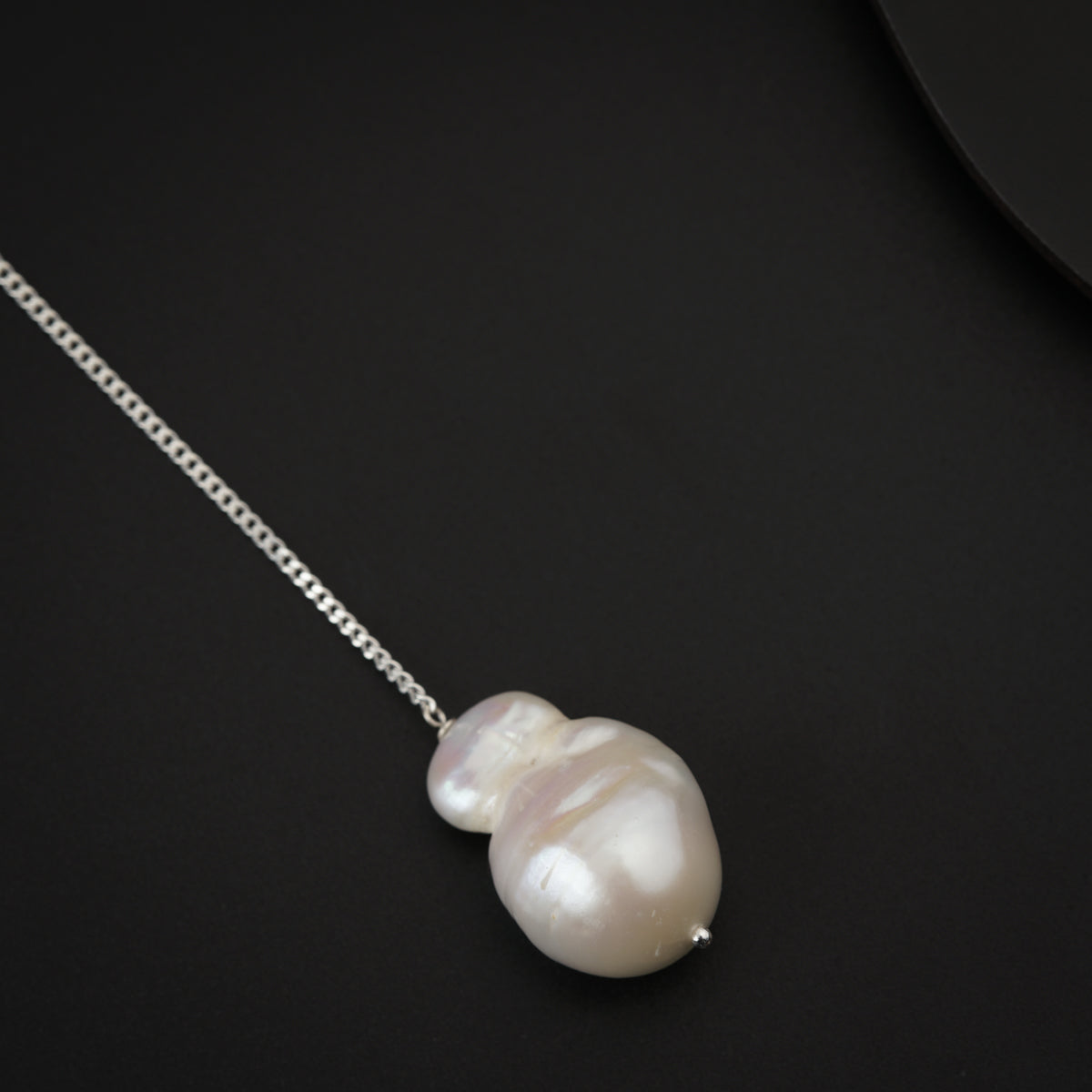 Single Baroque Pearl Necklace