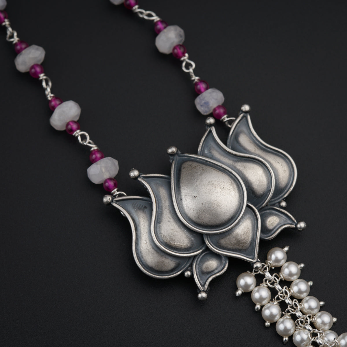 Semi Precious Stones Saroj Parna Necklace with Pearls