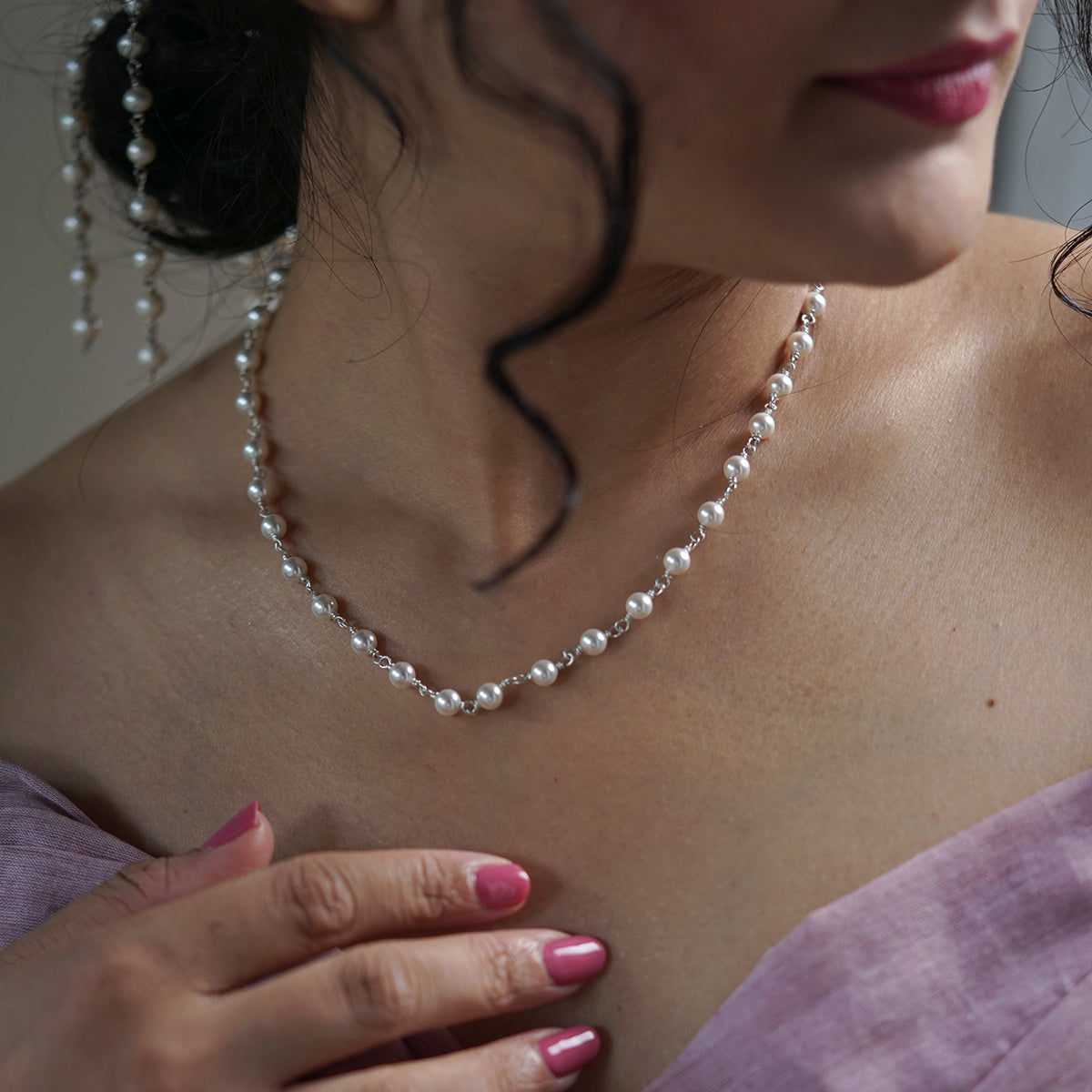 Silver Necklace with Pearls