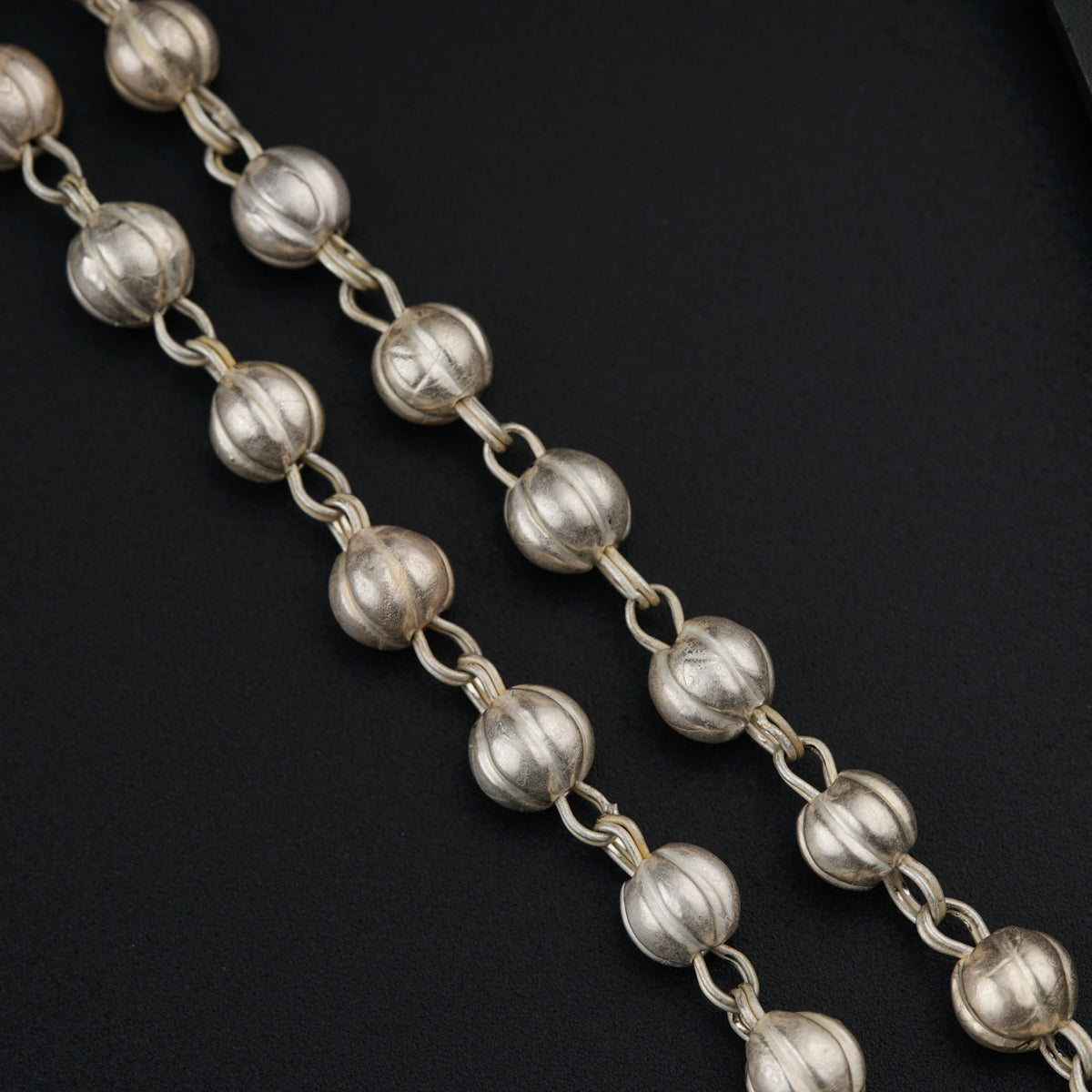 Silver double layered necklace: Pearls and Silver Beads