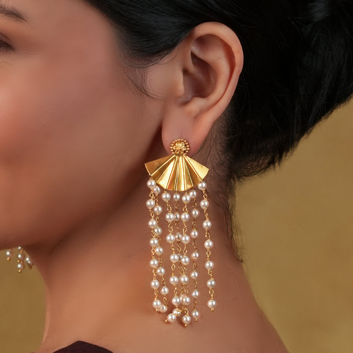Pearl Arc Earrings | 22K Gold-Plated