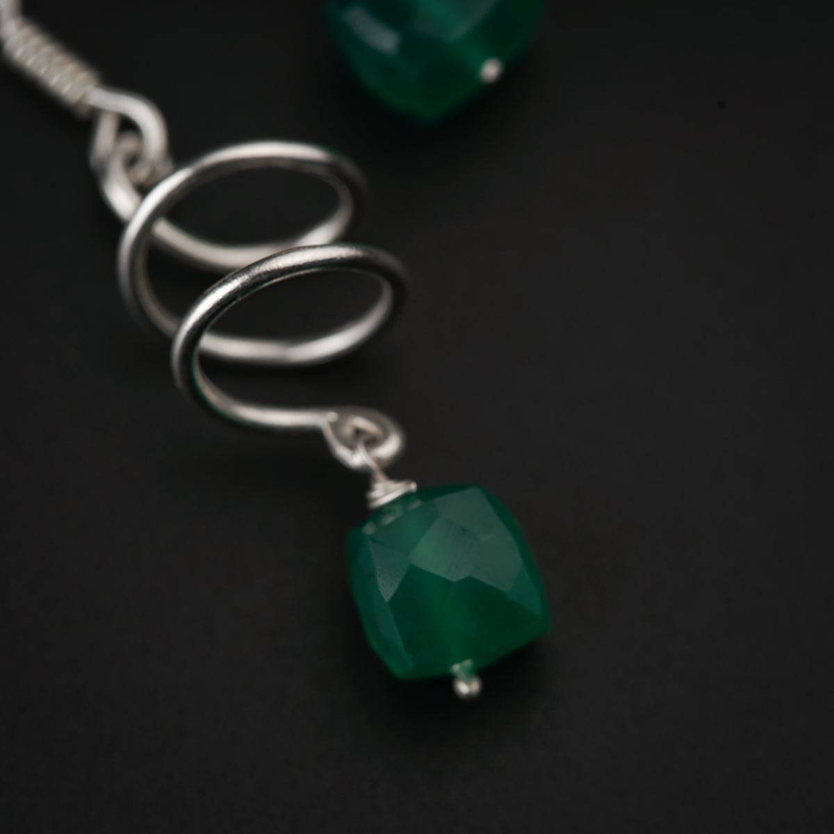 Green Onyx Silver Wire Earring