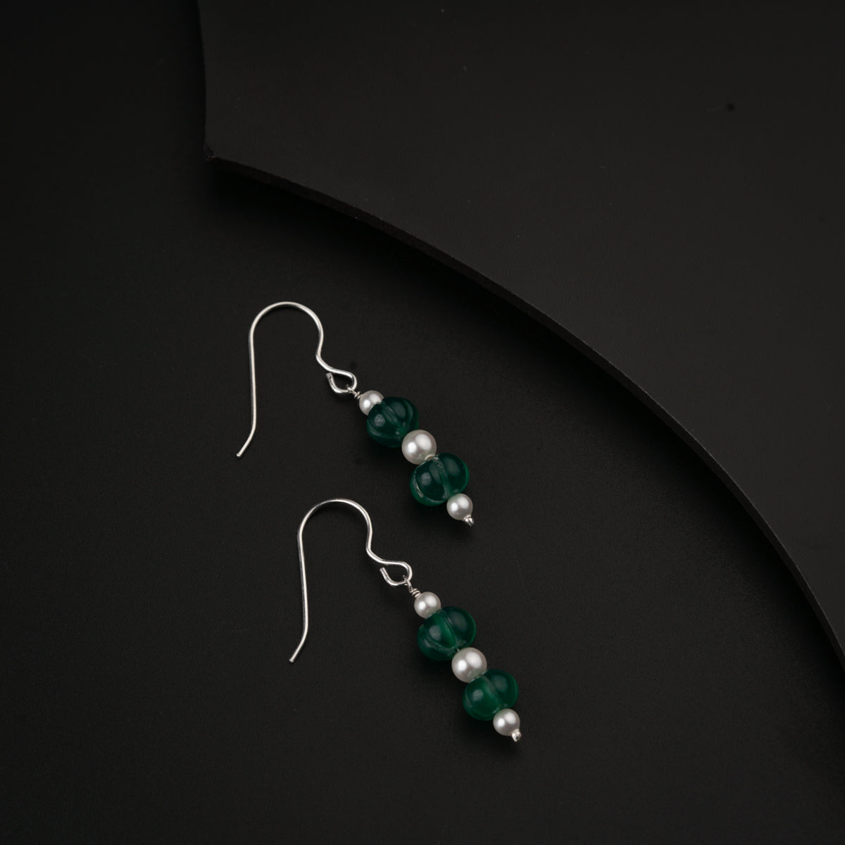 Green Onyx and Pearls Silver Earring