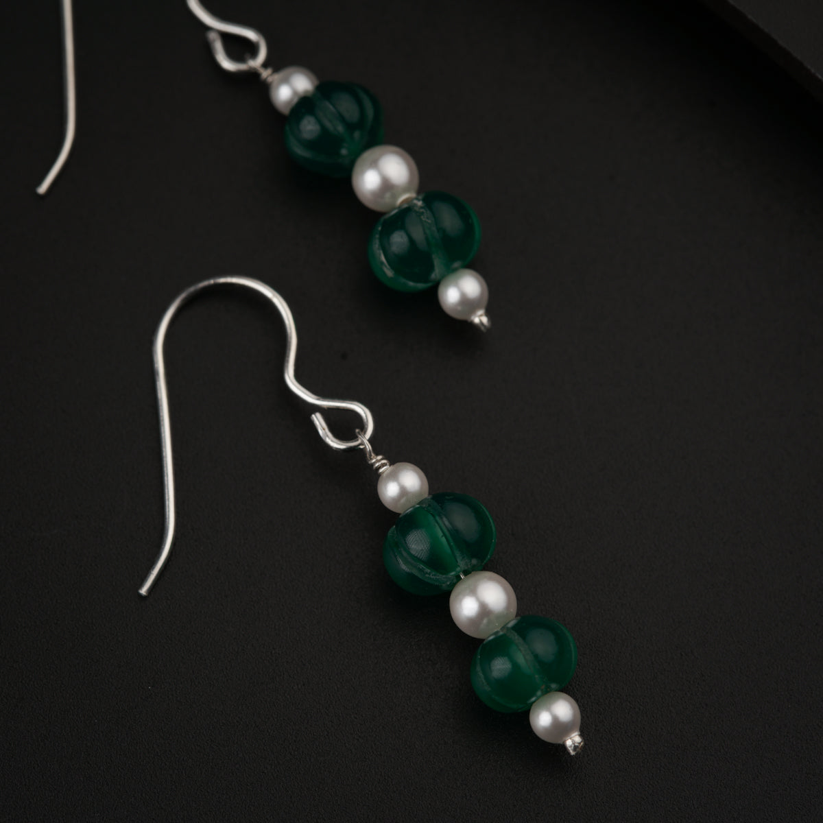 Green Onyx and Pearls Silver Earring