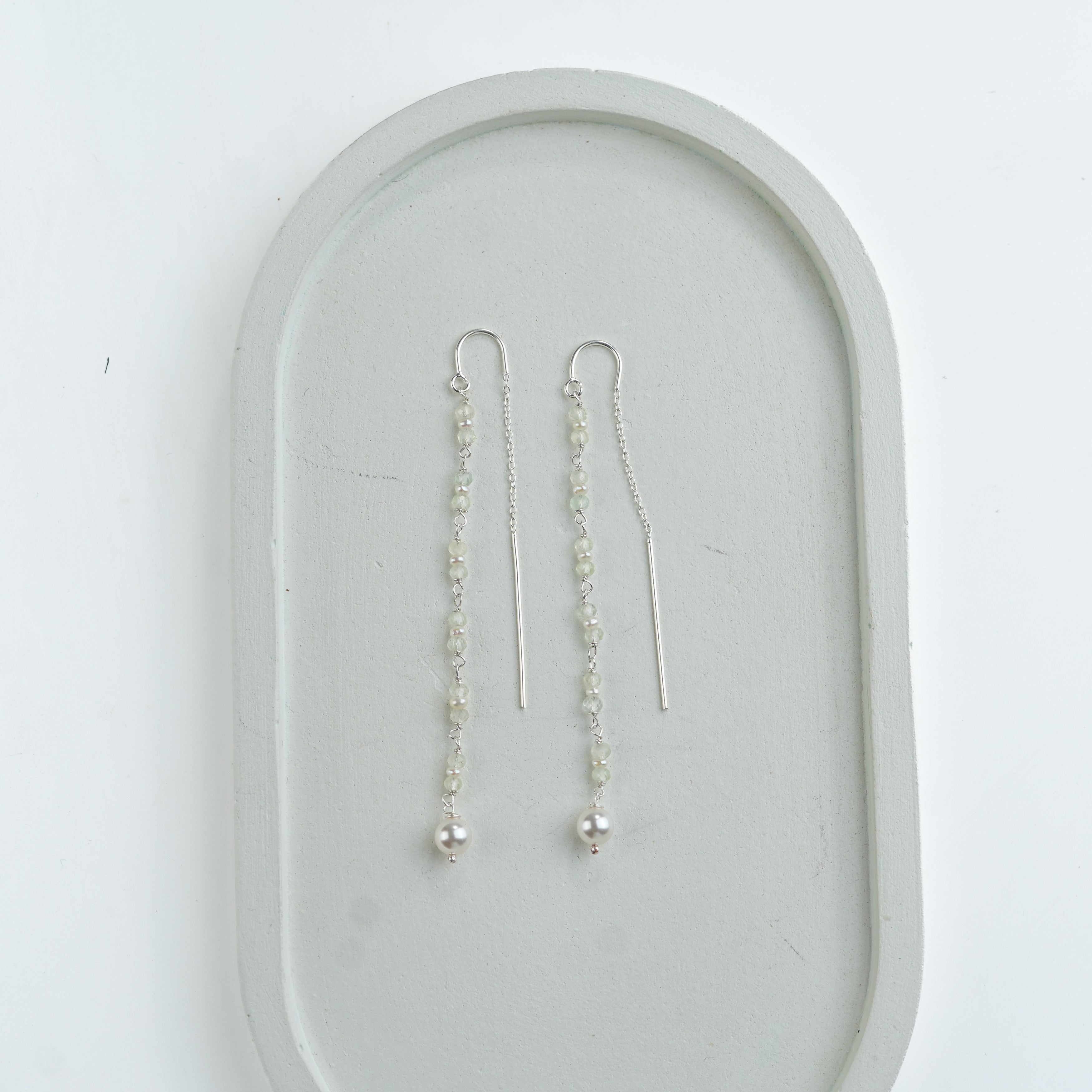 Peridot & Pearl Ganthan Sui Dhaga Earrings (Project Handmade)