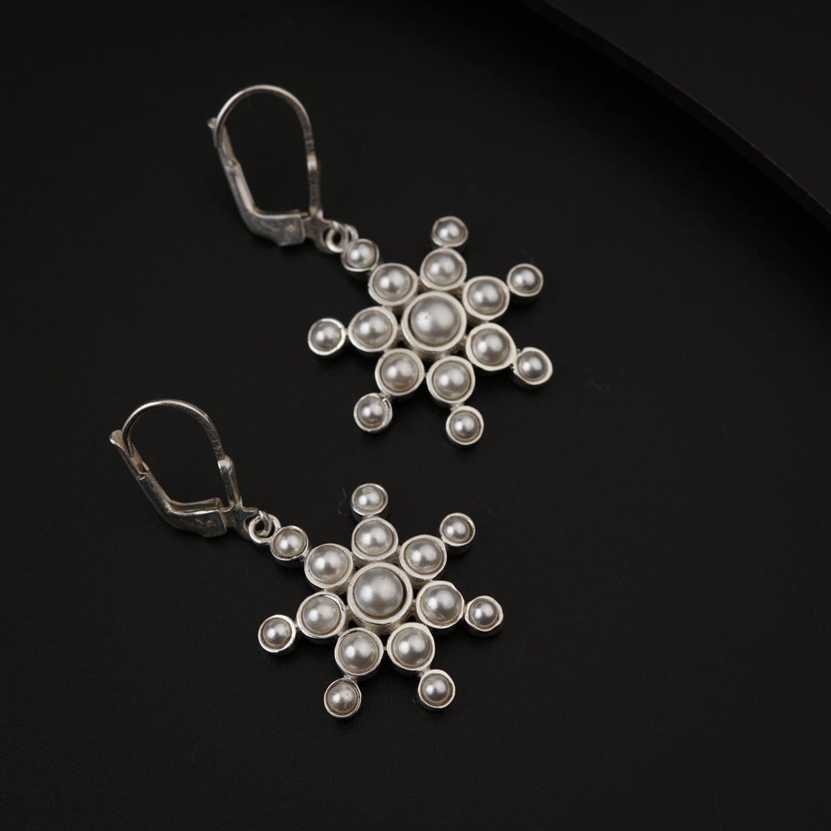 Pearls Studded Snowflake Silver Earring