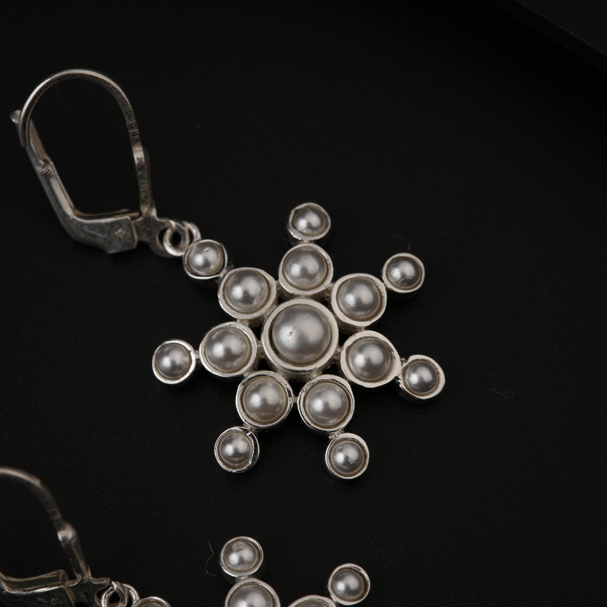 Pearls Studded Snowflake Silver Earring